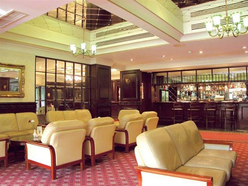 Отель Hampstead Britannia Лондон Экстерьер фото